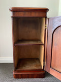Antique Victorian Mahogany Pot Cupboard / Bedside Cabinet