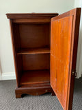 Antique Victorian Mahogany Pot Cupboard / Bedside Cabinet