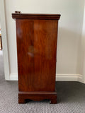 Antique Victorian Mahogany Pot Cupboard / Bedside Cabinet
